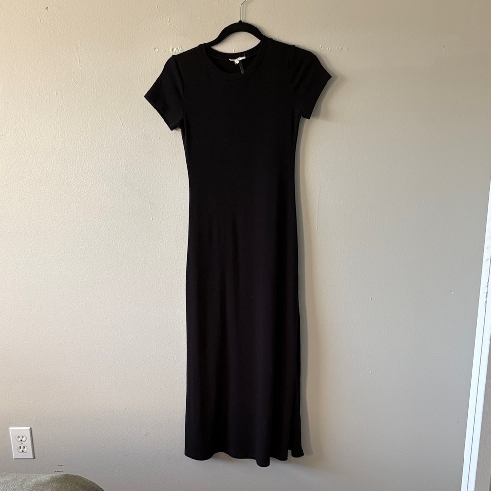 Elegant Black Maxi Dress